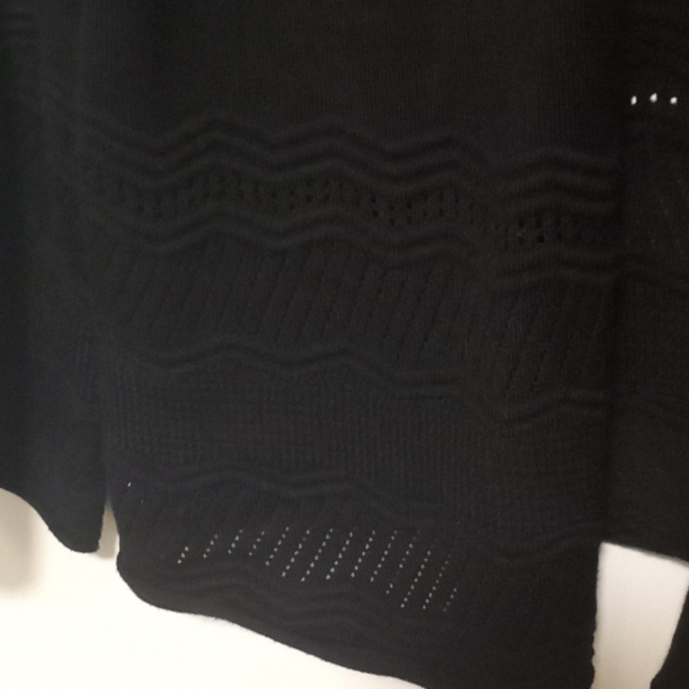 Cardigan - Picture 2 of 4